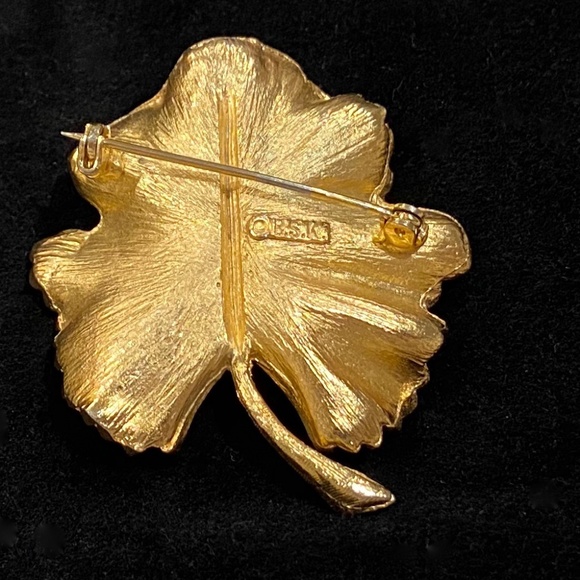 J16-Vintage Classic Gold Plated BSK Leaf Brooch - Picture 5 of 8